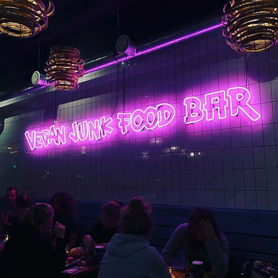 Luzes de neón LED brillantes Diseño personalizado Signos de neón al aire libre Material acrílico